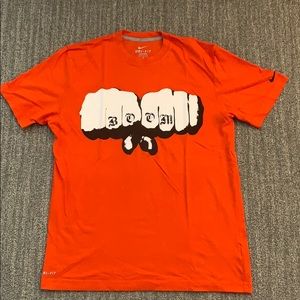 Nike dri fit tshirt M